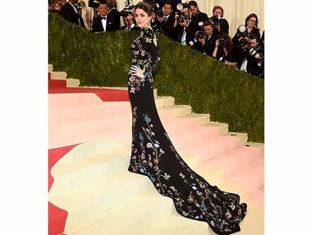 Bee Shaffer In An Alexander Mcqueen