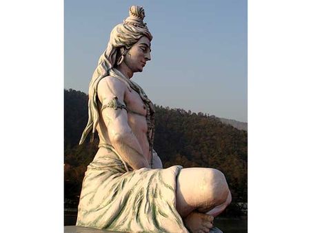 Monday (Somvar), Dedicated To Lord Shiva: 