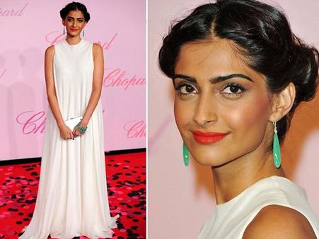 Worst: 2011, In ROW white gown