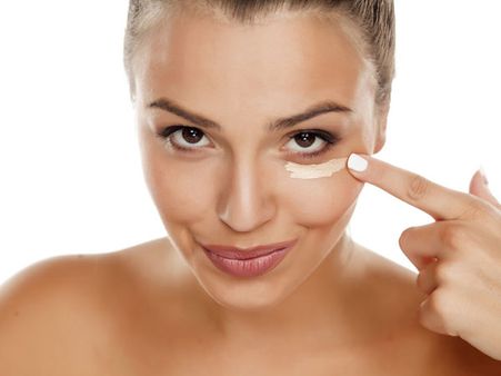 1. Remove Dark Circles: 