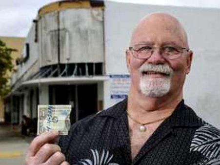 2 Friends Promised To Meet After 40 Years