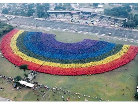 World's Largest Human Rainbow World's Largest Human Rainbow
