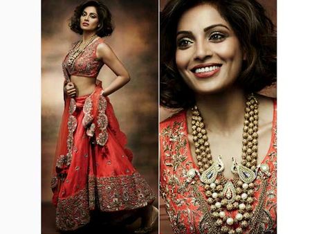 Looking For A Mehndi Night Outfit?