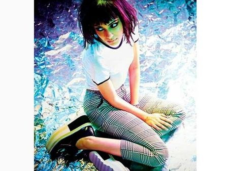 Go Casual, But Be Bad! Go Casual, But Be Bad!