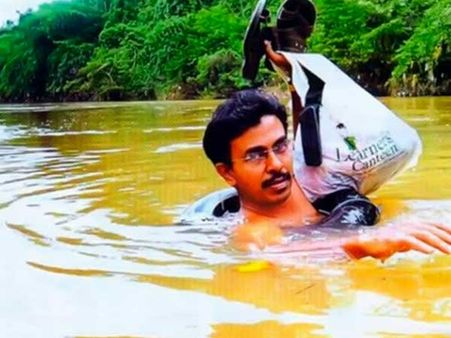 The Teacher Who Swims Through A River Every Day The Teacher Who Swims Through A River Every Day