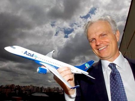 He Takes A 10-Hour Transcontinental Flight He Takes A 10-Hour Transcontinental Flight