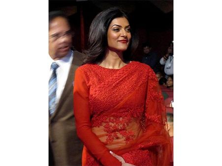 Dark Red Lacework Saree Dark Red Lacework Saree
