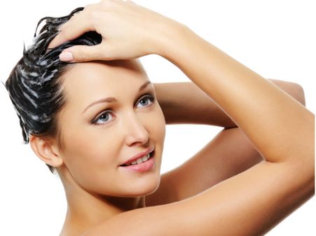 Acts As A Natural Hair Conditioner 