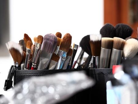 Dirty Makeup Brushes: 