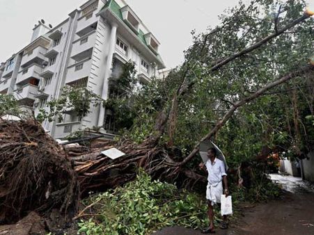 4# Cyclone Roanu (2016)