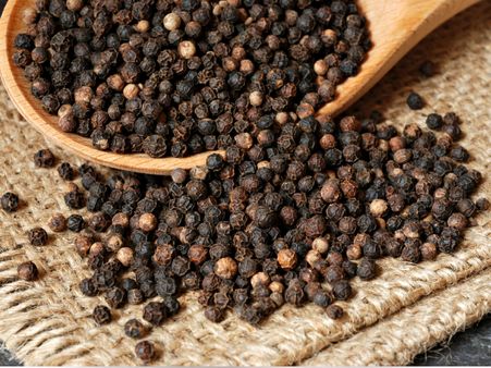 4. Black Pepper: 4. Black Pepper: