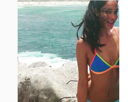 Laisa Haydson's Neon Bikini