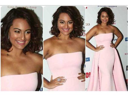 4. At the HELLO! Hall Of Fame Awards