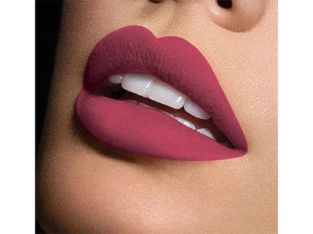 5. Matte Lips: 