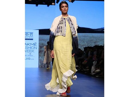 The Frill & The Yellow