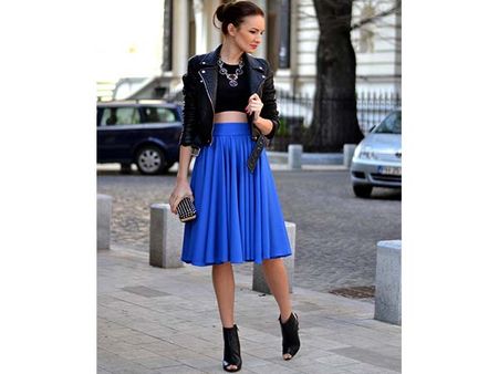 6. With Skirts 6. With Skirts