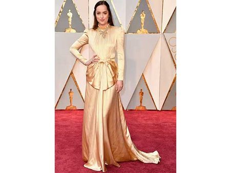 Miss: Dakota Johnson in Gucci