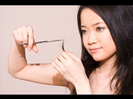 2. Smoothens Split Ends