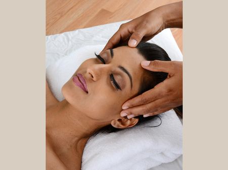 8. Helps To Keep Your Scalp Hydrated