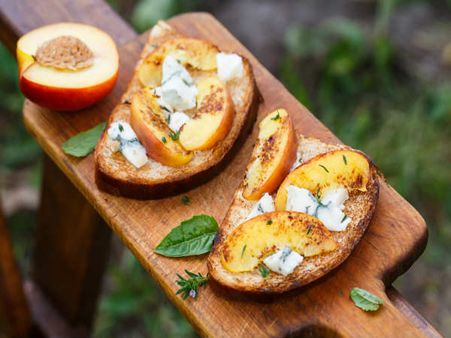 4. Peach Crostini: