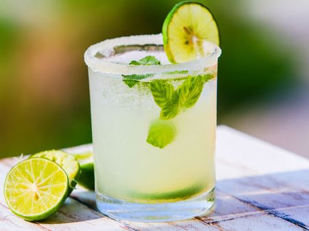10. Healthier Cocktail: