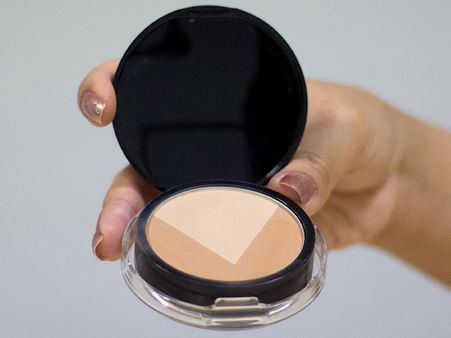 2. Fake With Powder 2. Fake With Powder