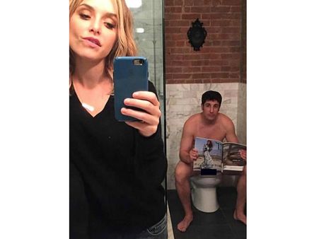 Jason Biggs' Wife Revealed His Manhood! 