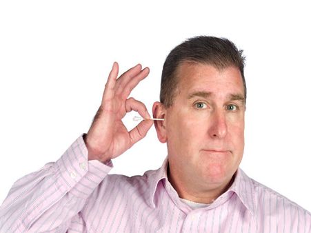 2. Cleaning Your Ear Wax 