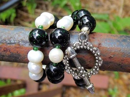 What Not To Wear With Pearl Stone