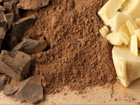 3. DIY Scrub With Brown Sugar, Cocoa Butter And Rose Water