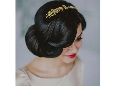 A Side See-Through Bun A Side See-Through Bun