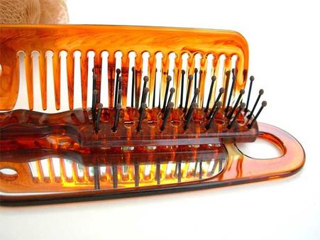 Hair Brushes & Combs