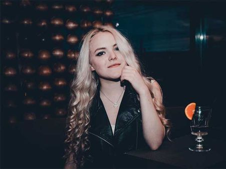 Straight With Bottom Stiff Curls Straight With Bottom Stiff Curls