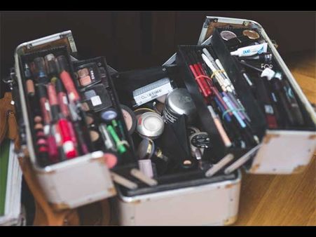 Makeup Box