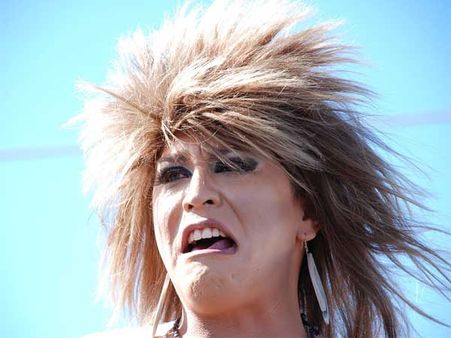 Clumsy Hair: Dry Shampoo