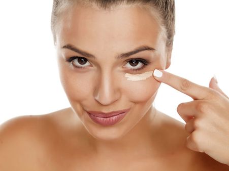 Dark Circles: Concealer 