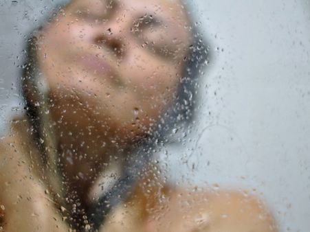 Skin Irritation: Milk And Oatmeal Bath