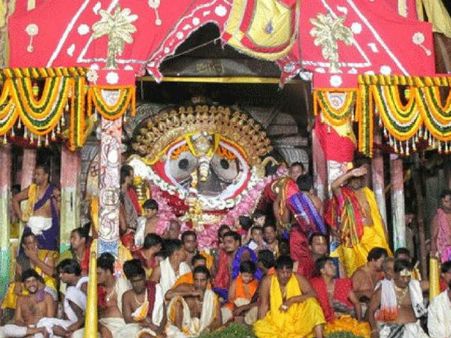 The Ritual Of Chhera Pahara