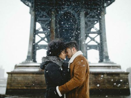 A Kiss In The Snowfall!