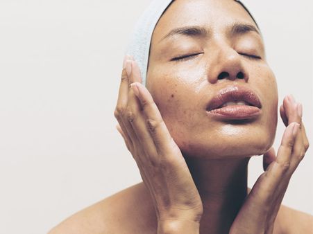 Oily Skin: Rice Flour And Honey Pack