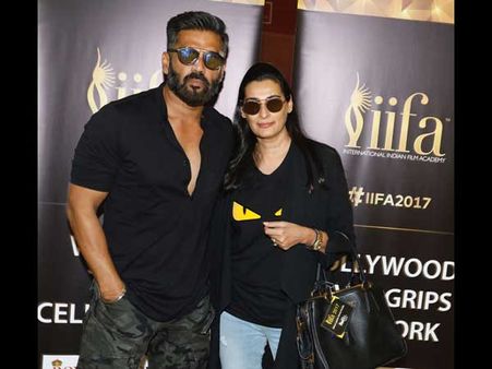 Suniel Shetty And Mana Shetty Suniel Shetty And Mana Shetty