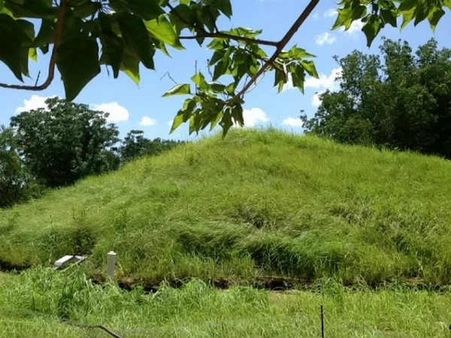 The Dugout House in Texas, USA