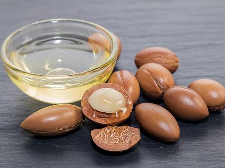 Argan Oil-Based Treatment Hair Oil Recipe