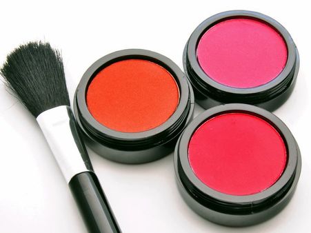 Blunders With The Blush