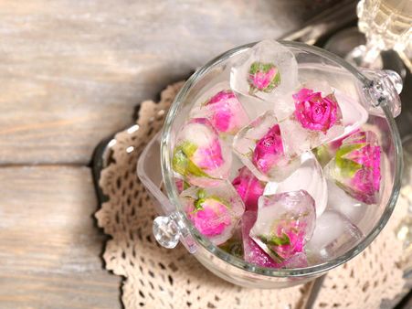 6) Sandalwood And Rose Water Face Pack For Fair Skin: