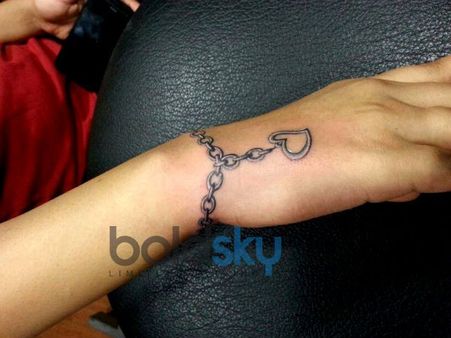 2. Use Warm Water To Clean Your Tattooed Area: