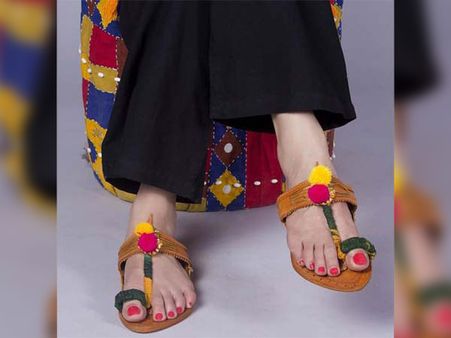 DO NOT Wear Flip-flops DO NOT Wear Flip-flops