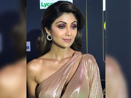 Mid Arched Brows From Shilpa Shetty