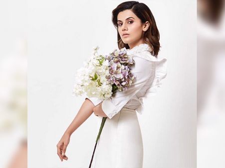 Side Arched Brows From Tapasee Pannu