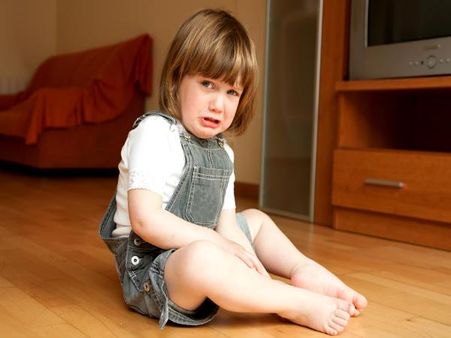 6. Juvenile Plantar Dermatosis: